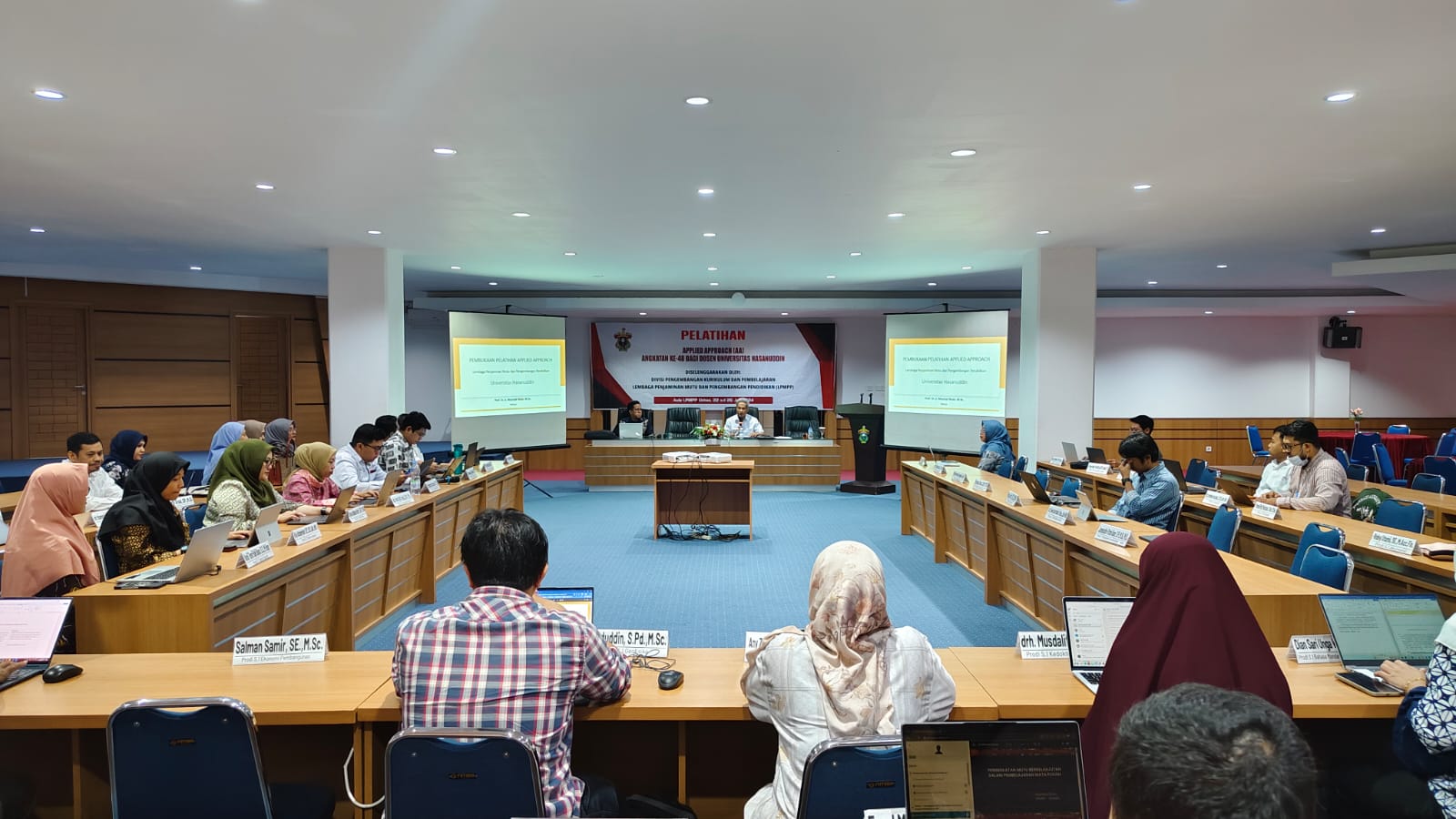 applied-approach-48_01