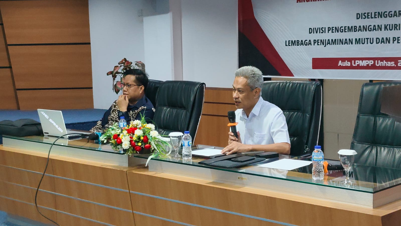 applied-approach-48_02